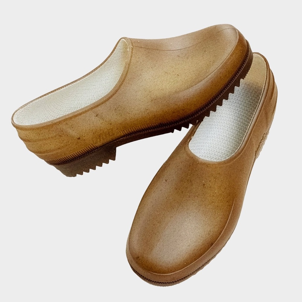 French Recycled Hemp Garden Clogs in Sepia, size 7.5, great condition